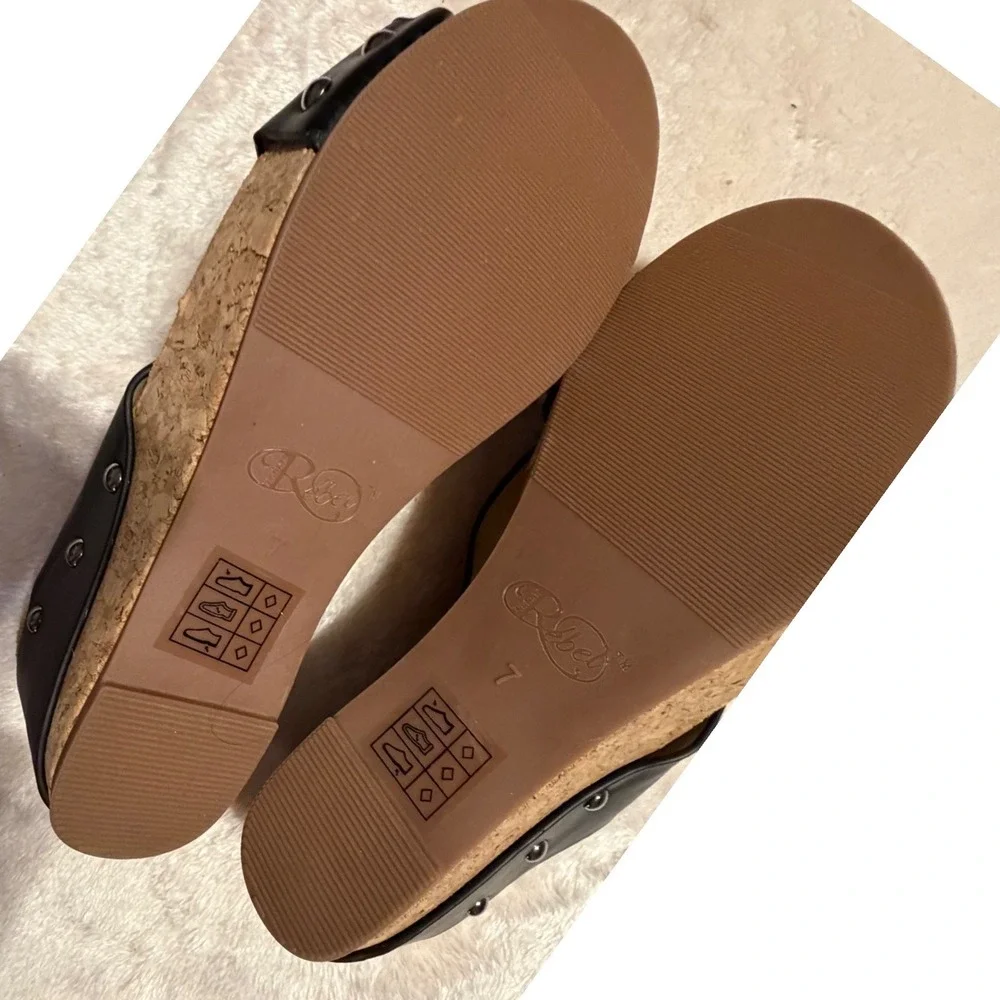 Modern Rebels Rain Black Faux Leather Cork Wedge Platform Studded Sandals 7